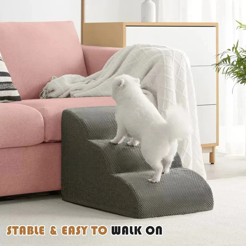 The RoamStep Joint-Safe Pet Ladder